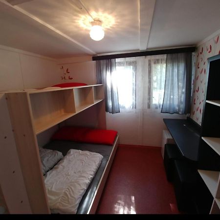 Juniorcamp Nova Zivohost Hotell Křečovice Eksteriør bilde