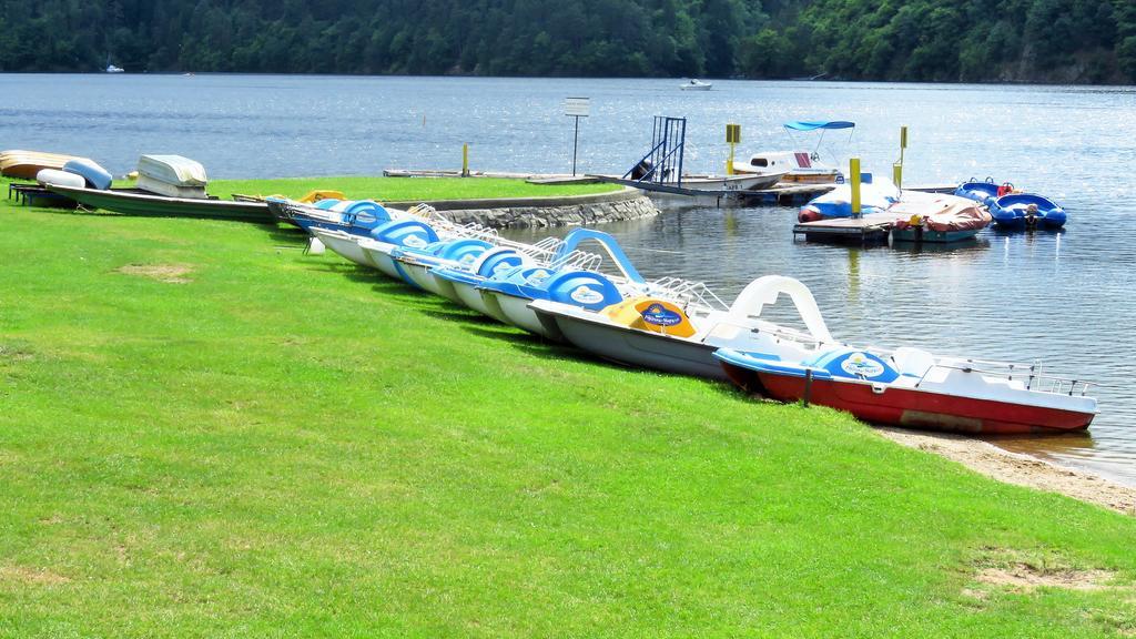 Juniorcamp Nova Zivohost Hotell Křečovice Eksteriør bilde